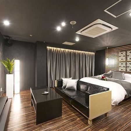Hotel Water Gate Ichihara (Adults Only) Bagian luar foto